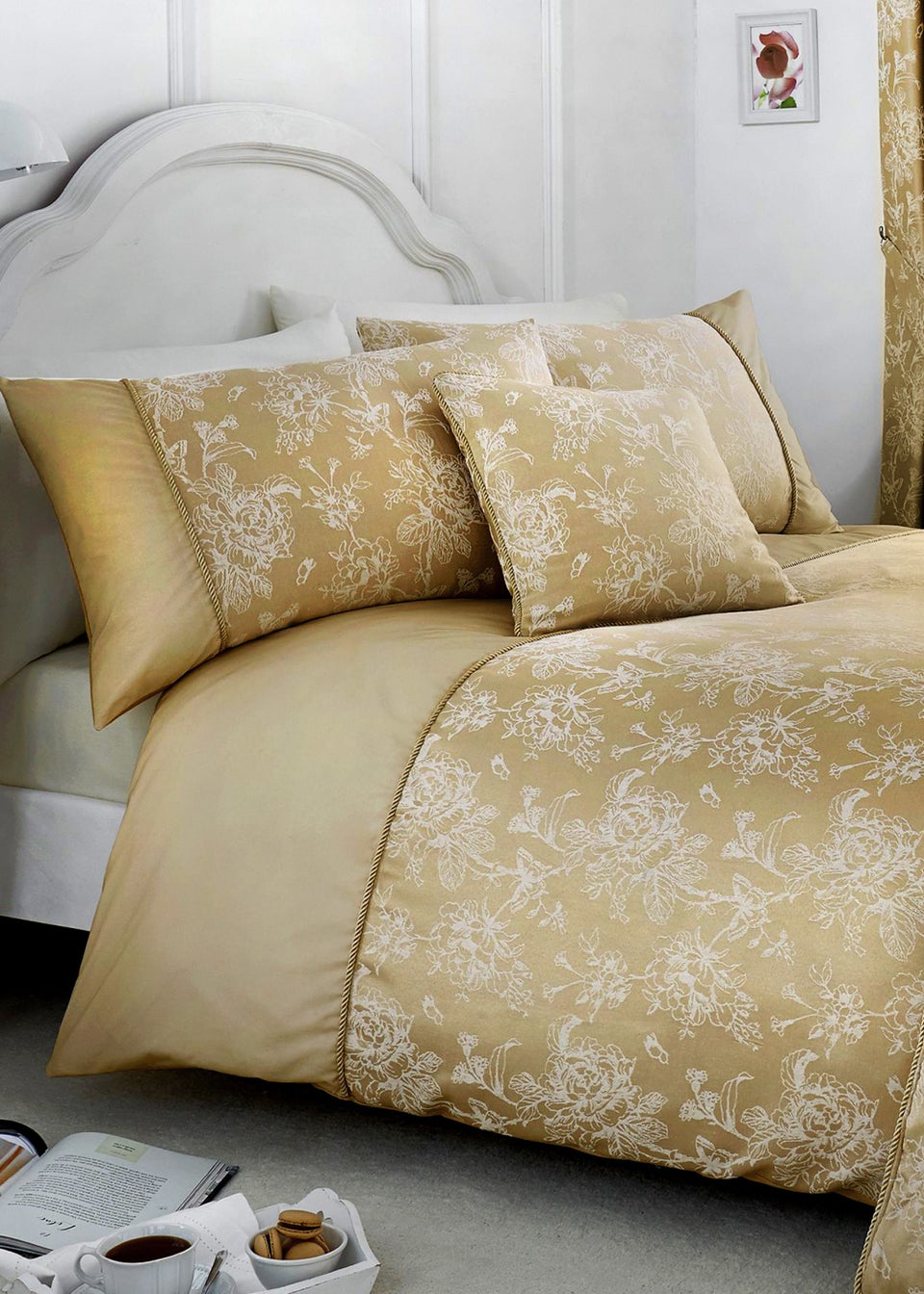 Dreams & Drapes Jasmine Cream Filled Cushion (43cm x 43cm)