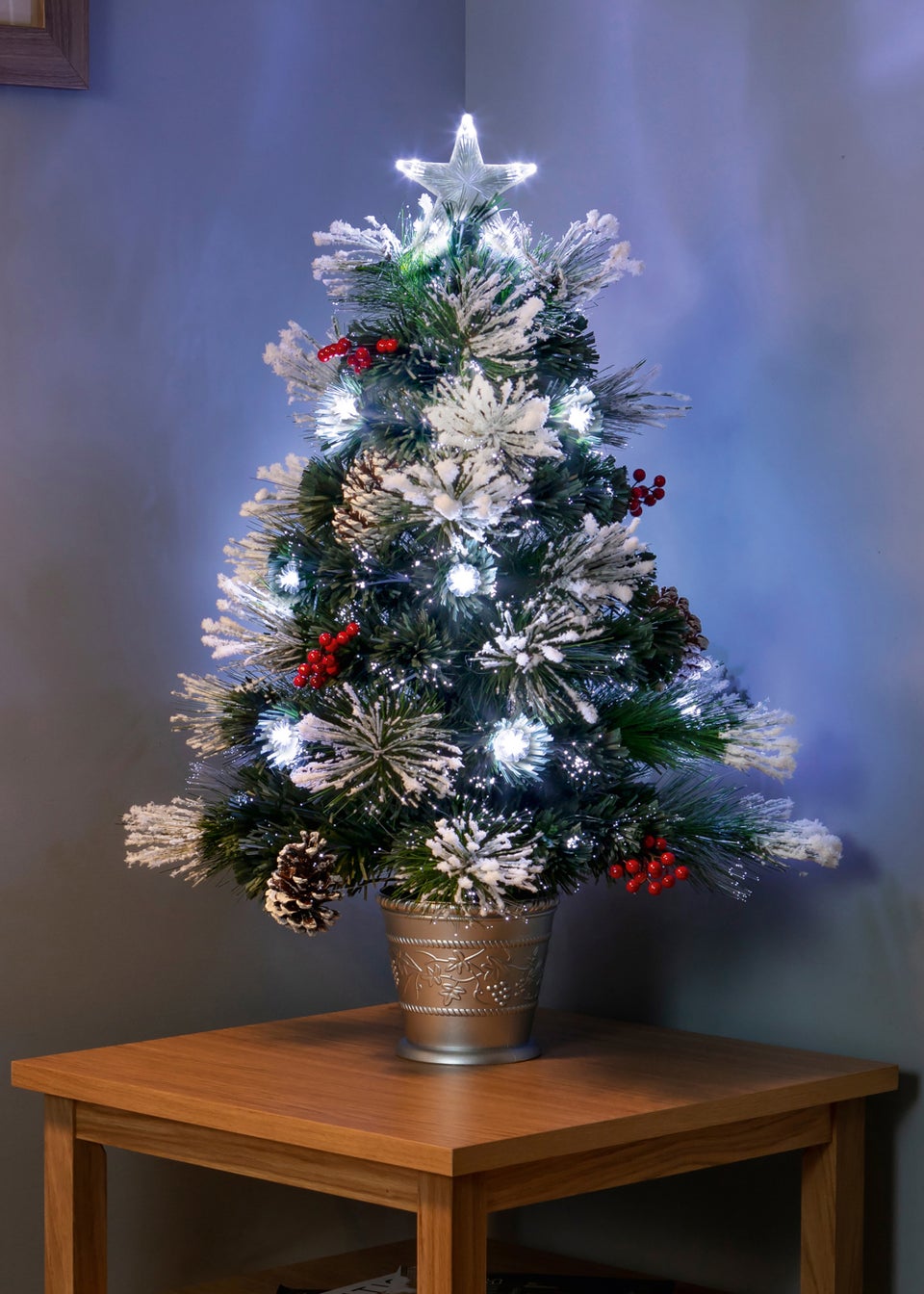 Premier Decorations 80cm Pinecones and Berries Snow Tipped Fibre Optic Christmas Tree