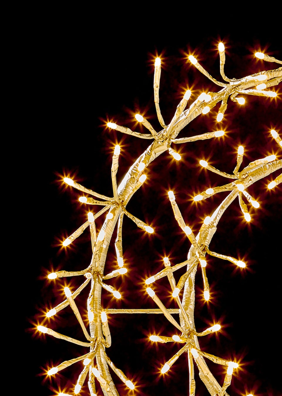 Premier Decorations 45cm Gold Twinkling Starburst Wreath