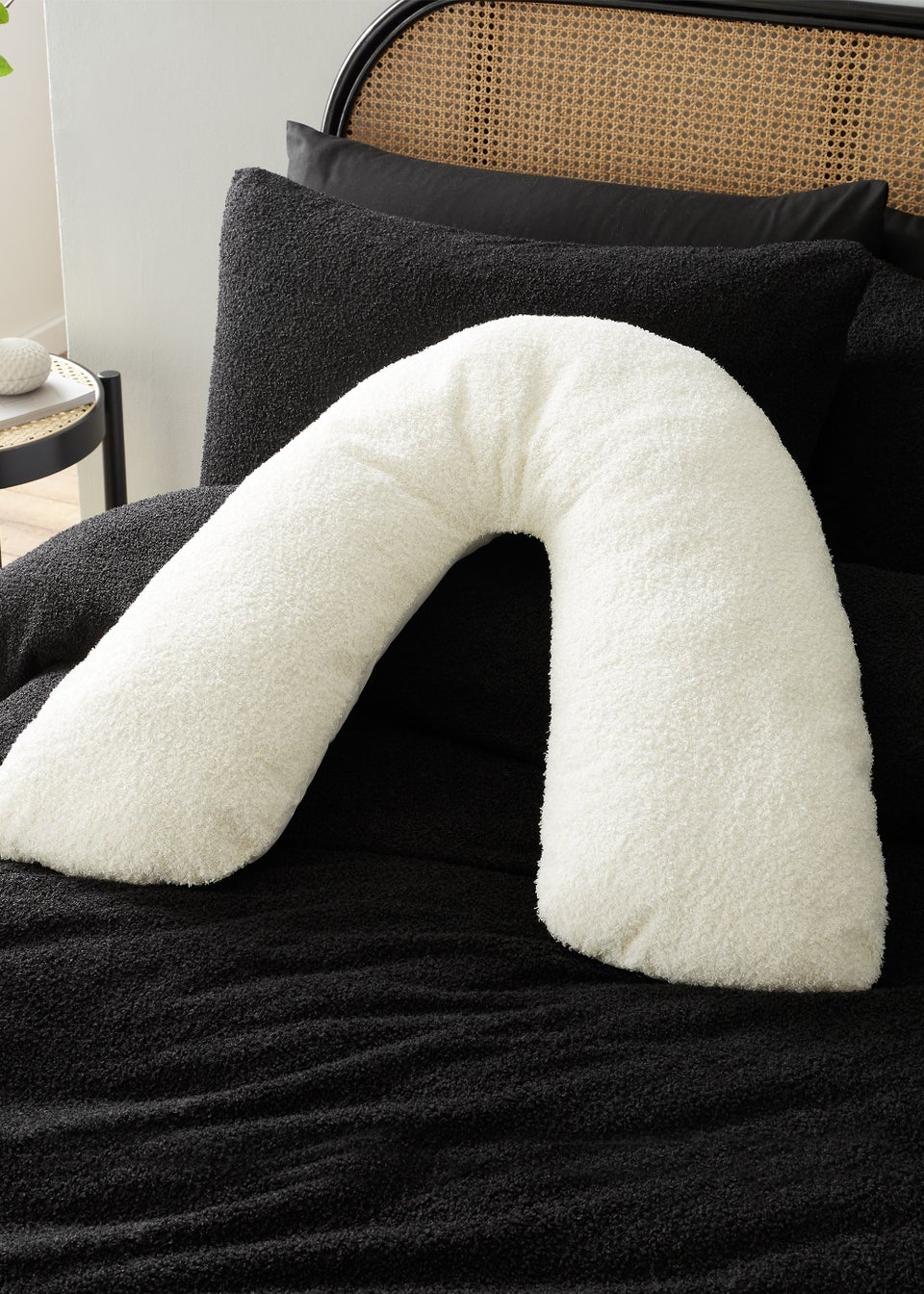 Catherine Lansfield Soft Boucle Cosy Warm V Shaped Sleep Cushion Pillow (23x80cm)