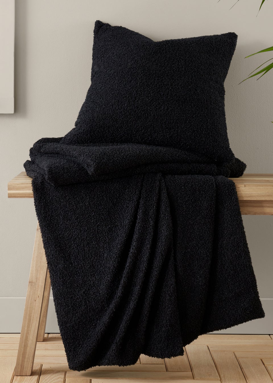 Catherine Lansfield Soft Boucle Cushion (45x45cm)