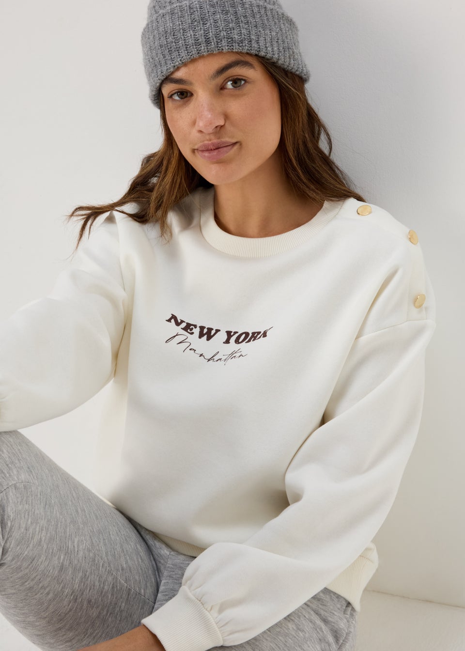 Cream New York Print Button Sweatshirt