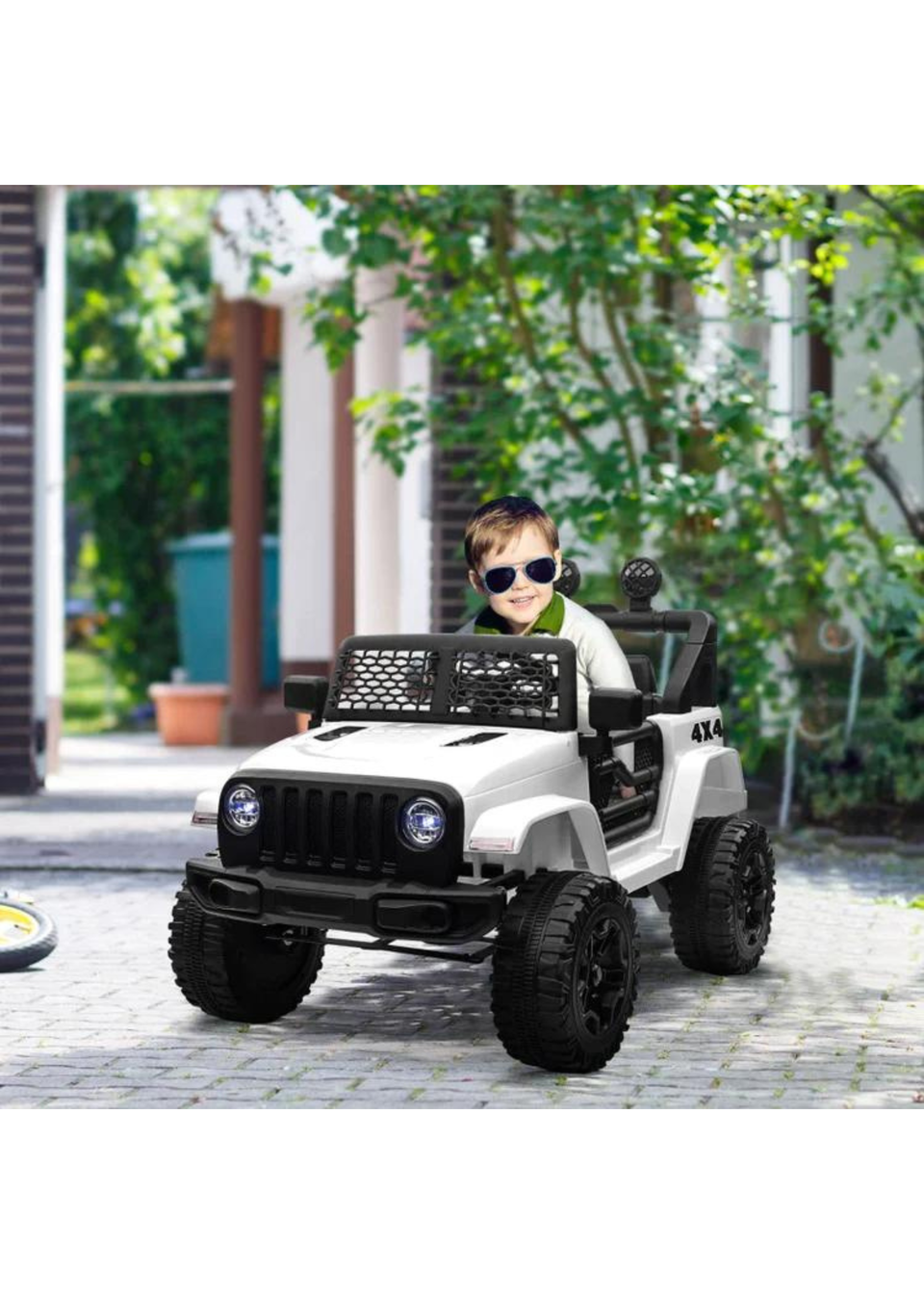 HOMCOM 12V Kids Electric Ride On Car Truck Off-road Toy with Remote Control (White)
