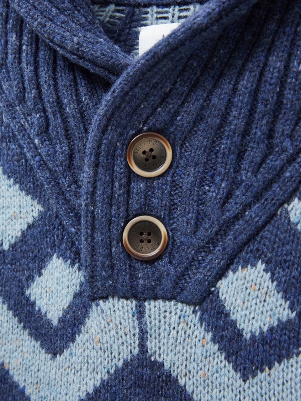 Arundel Pullover mit Schalkragen und Geo-Muster