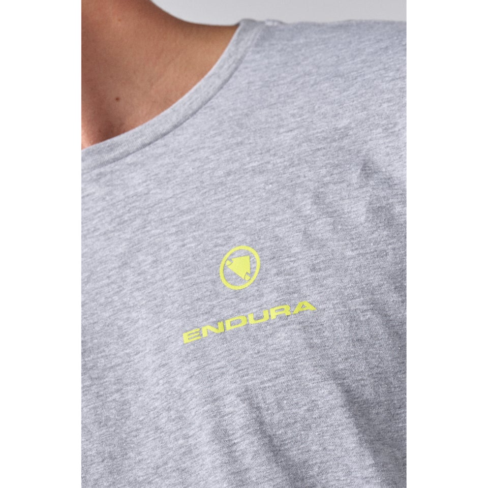 VERTICAL BACK LOGO SHIRTAIL TEE - GREY