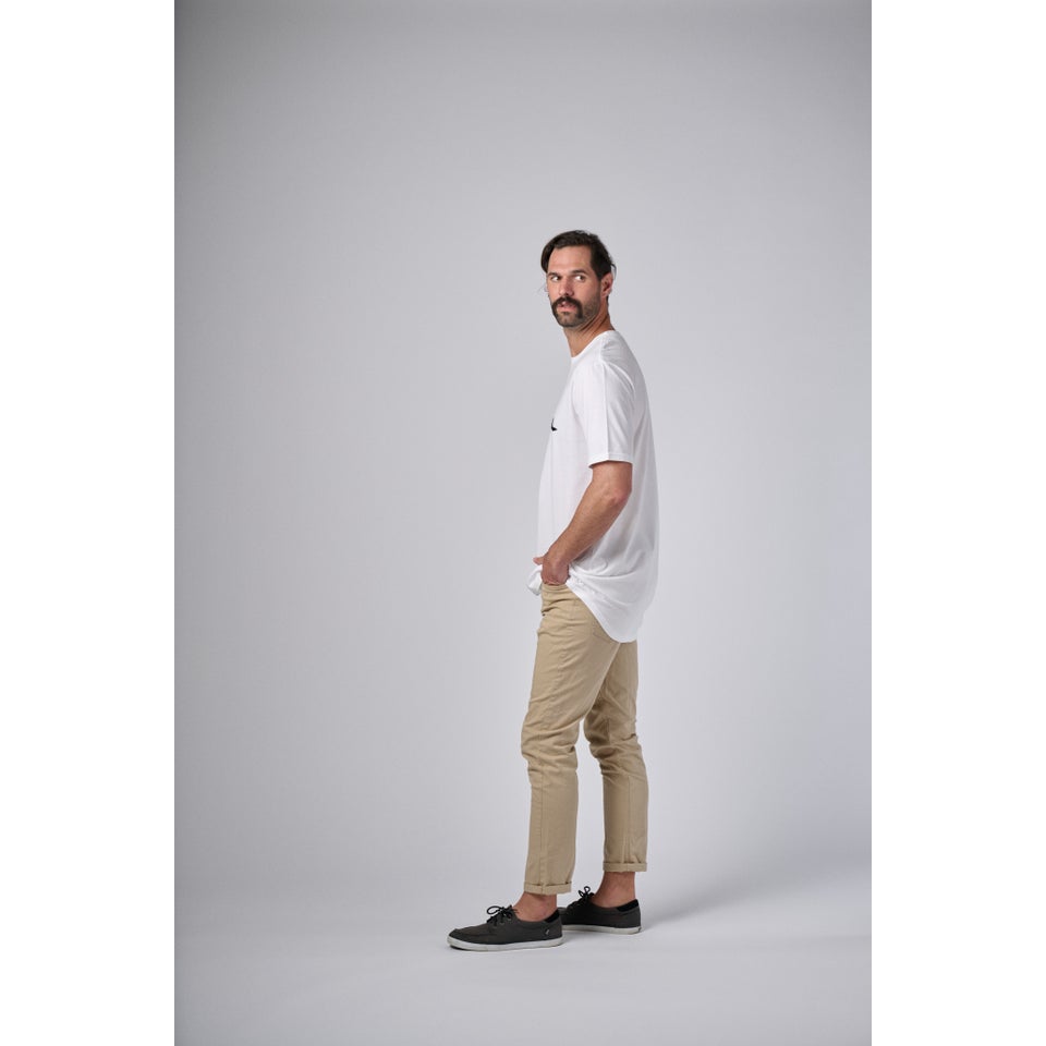 MOUNTAIN LINE SHIRTAIL TEE - WHITE