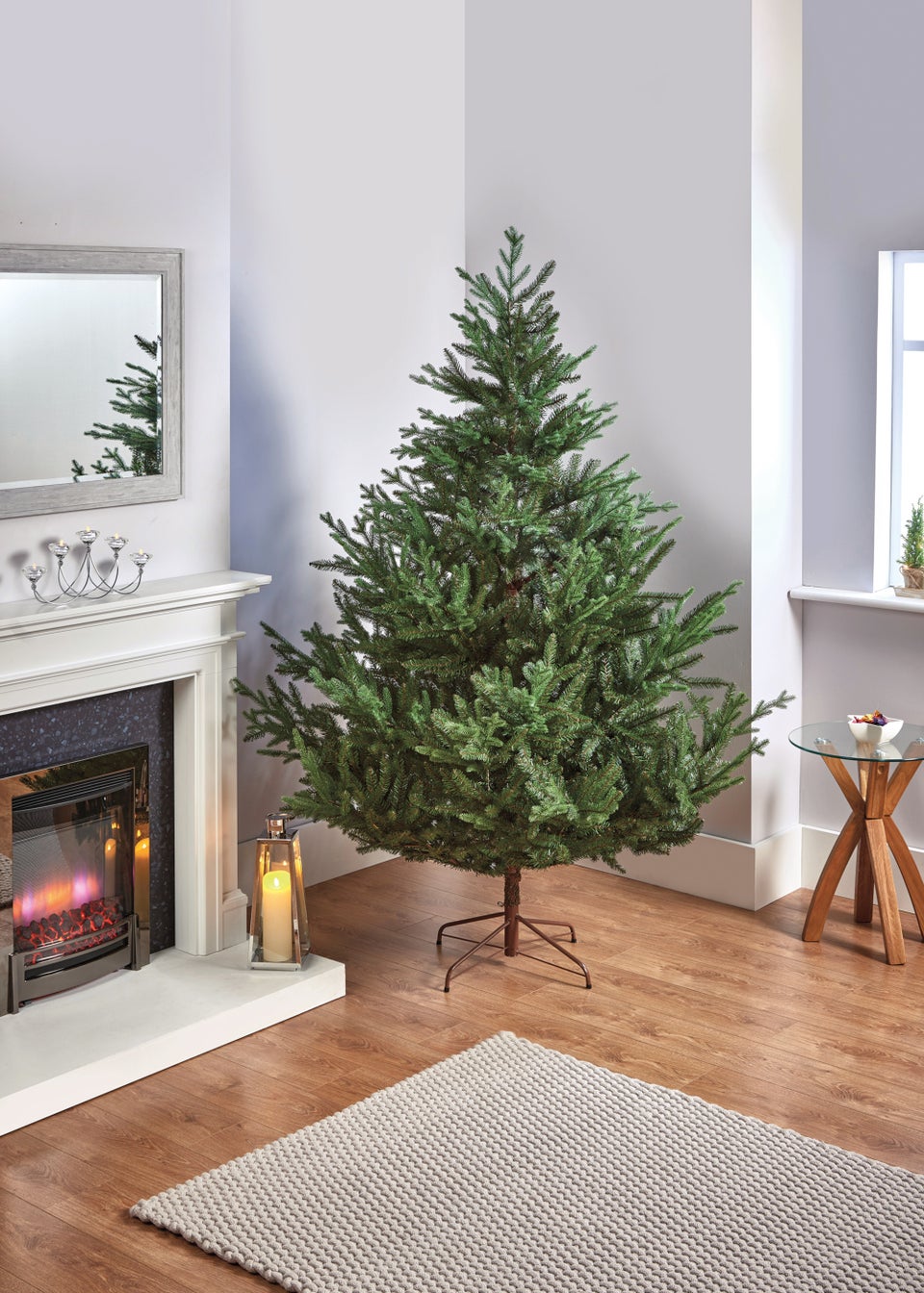 Wide hot sale christmas tree
