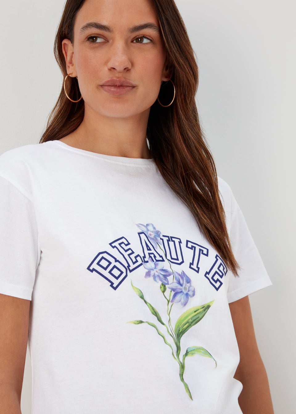 White Beauté Print T-Shirt