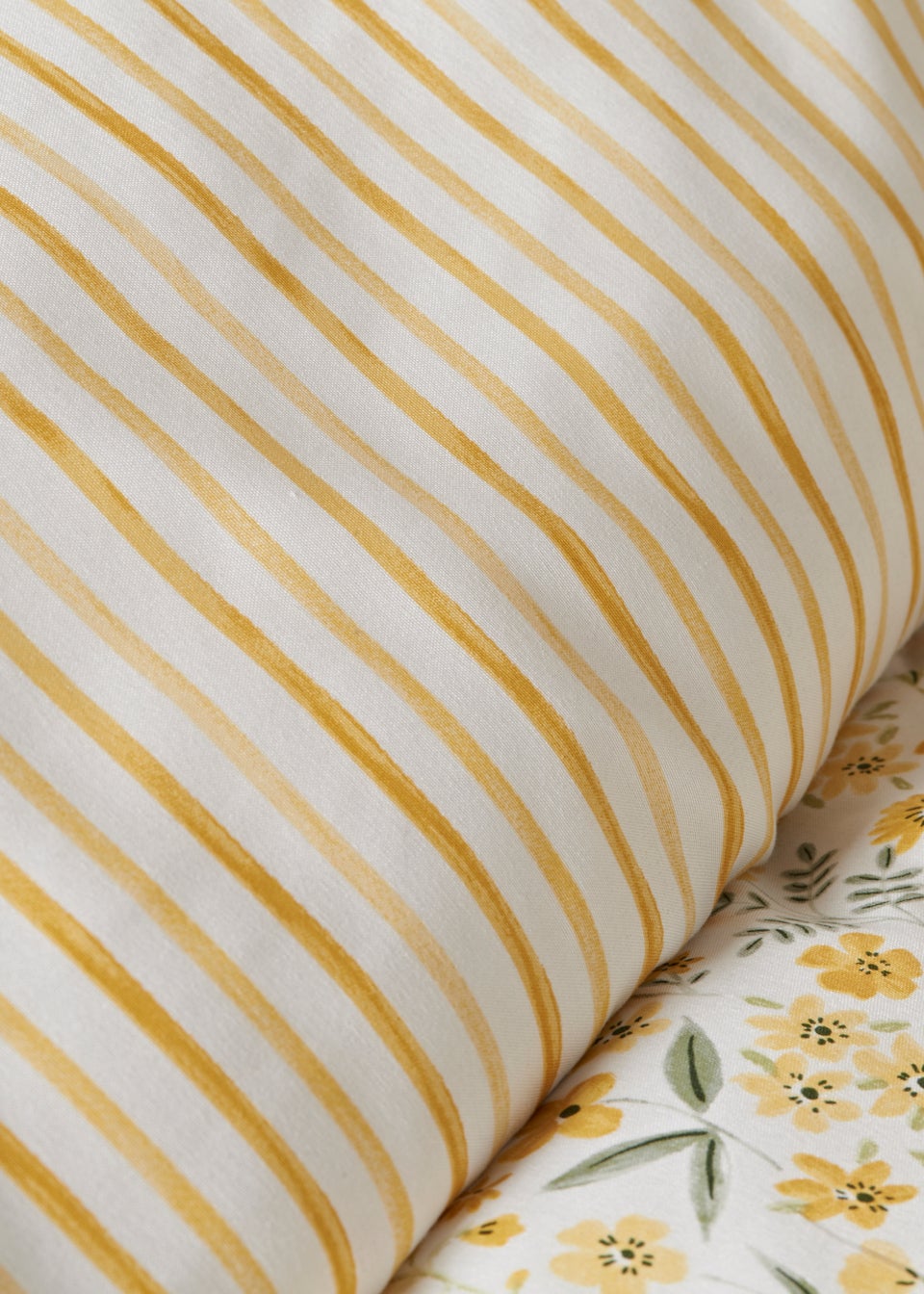 Yellow Floral Scatter Print Reversible Duvet Cover