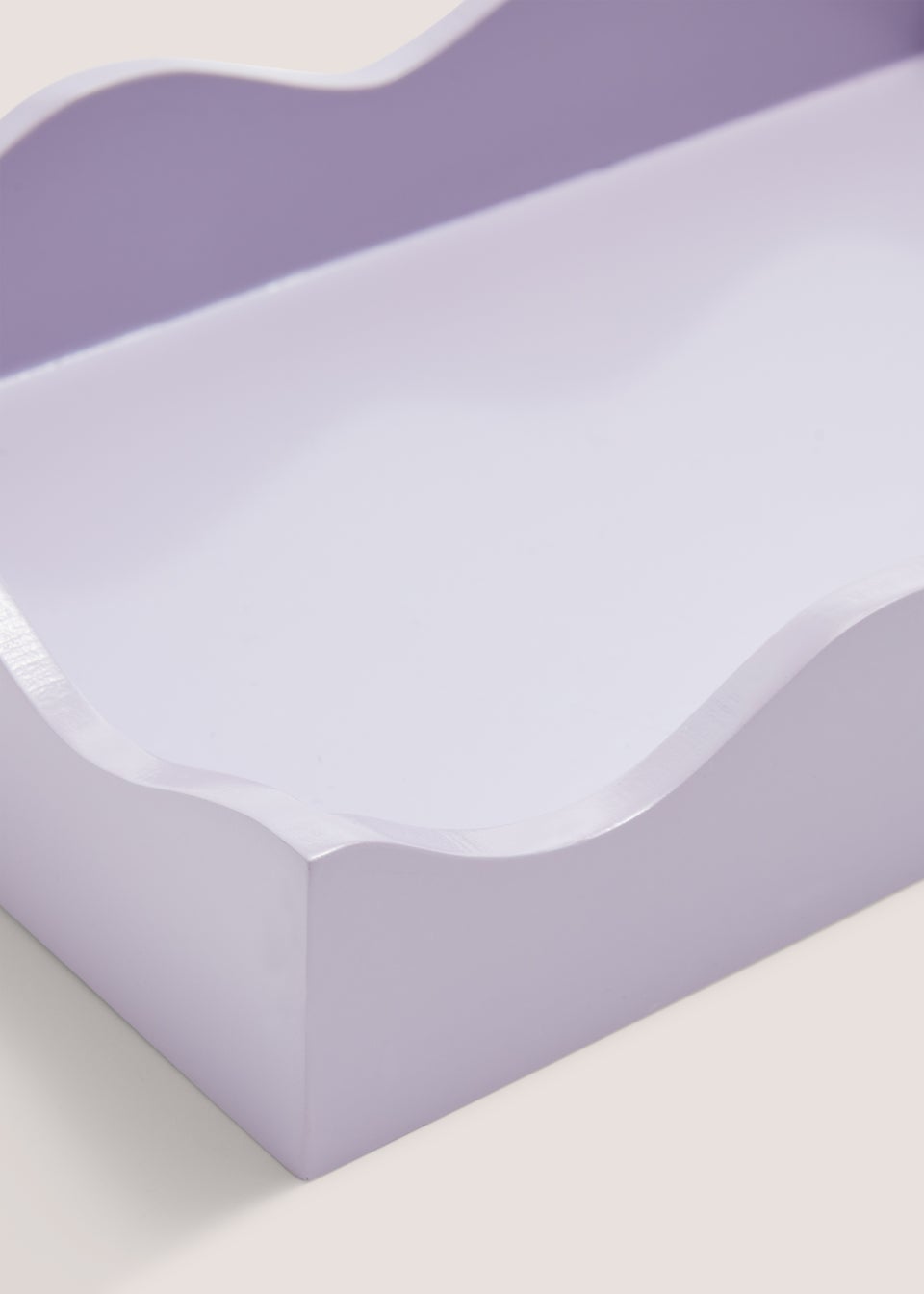 Lilac Scallop Tray (24cm x 15cm x 4cm)