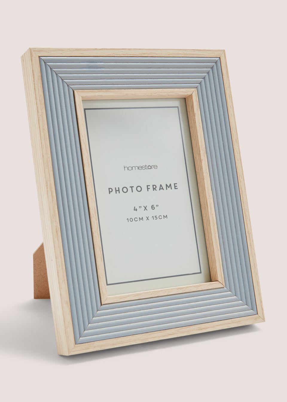 Grey Ribbed Wooden Frame (6x4)