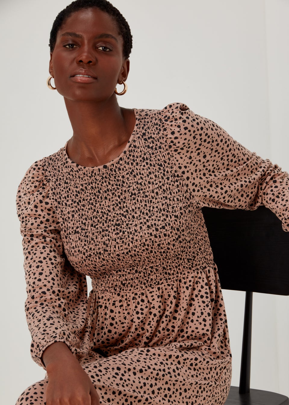 Shirred bodice midi dress hotsell