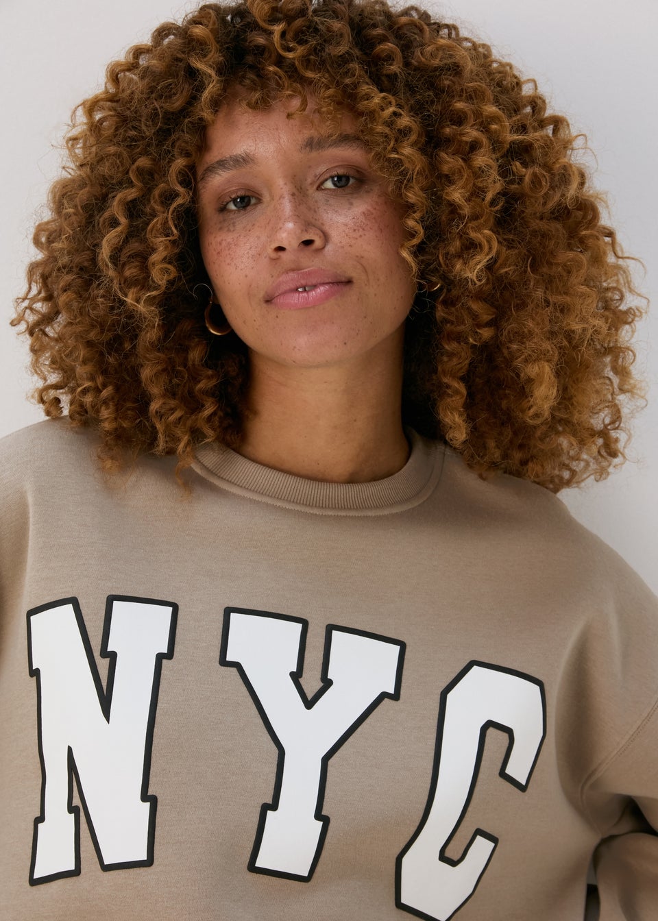 Beige NYC Sweatshirt