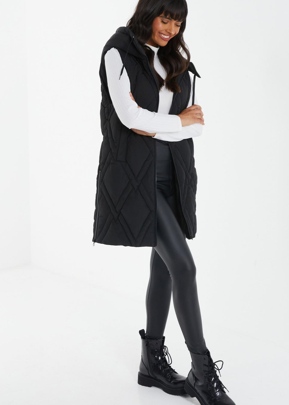 Quiz Black Padded Hooded Gilet