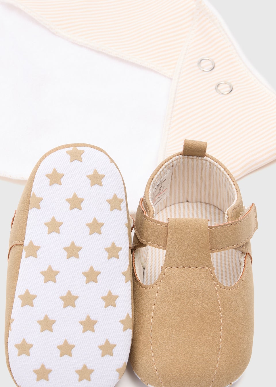 Baby Tan Shoes & Bib Set (Newborn-18mths)
