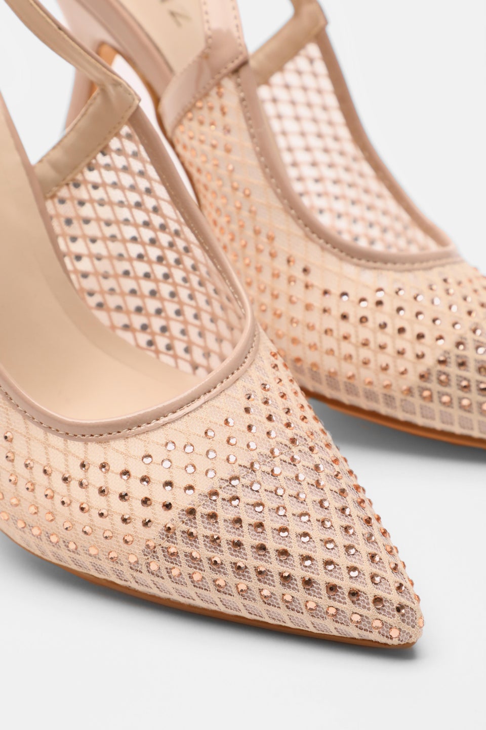 Quiz discount nude heels