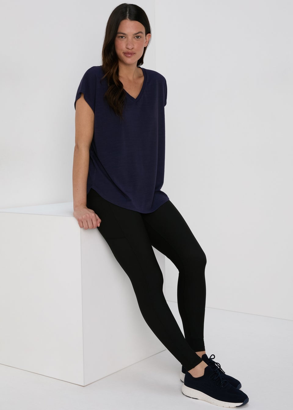 Souluxe Navy V-Neck Shirt