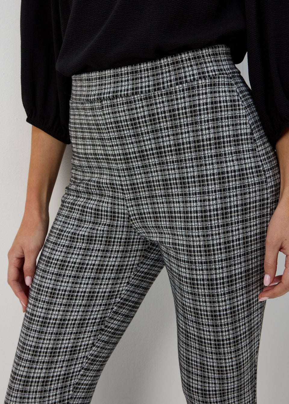 Black & White Check Textured Trousers