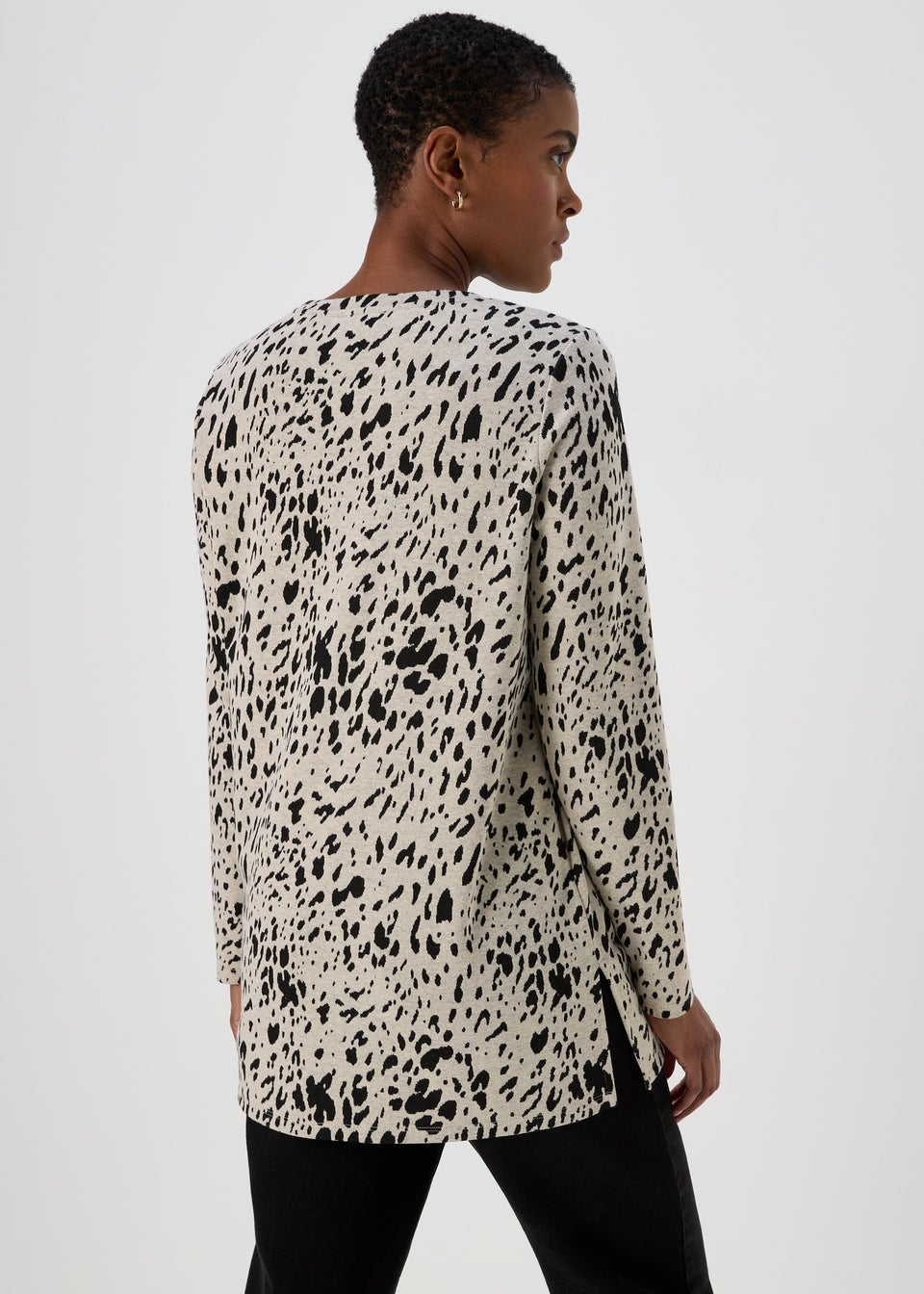 Monochrome Jacquard Leopard Print Tunic