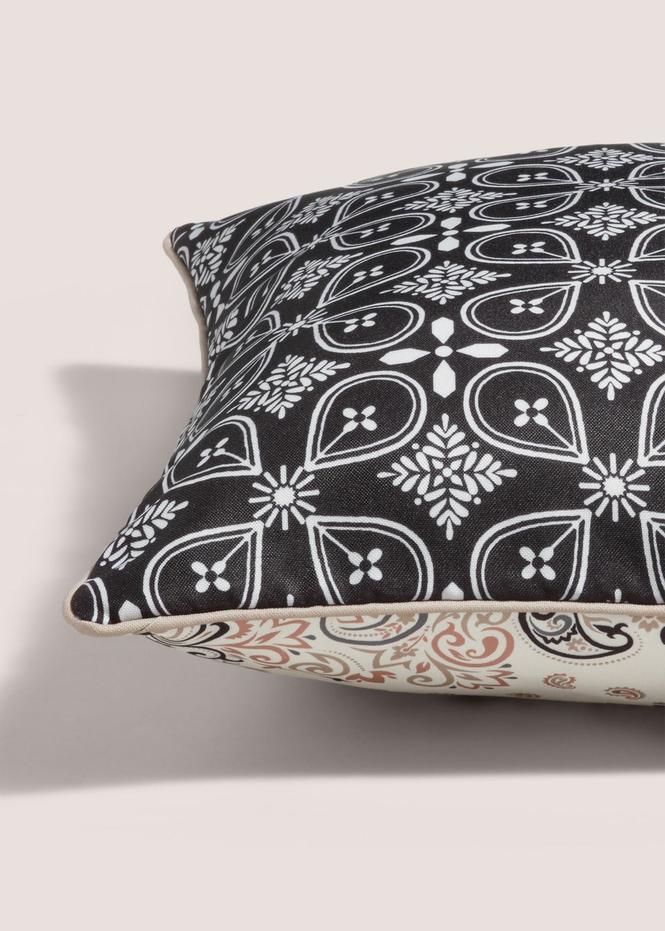 Black & White Outdoor Reversible Casa Tile Cushion (43cm x 43cm)