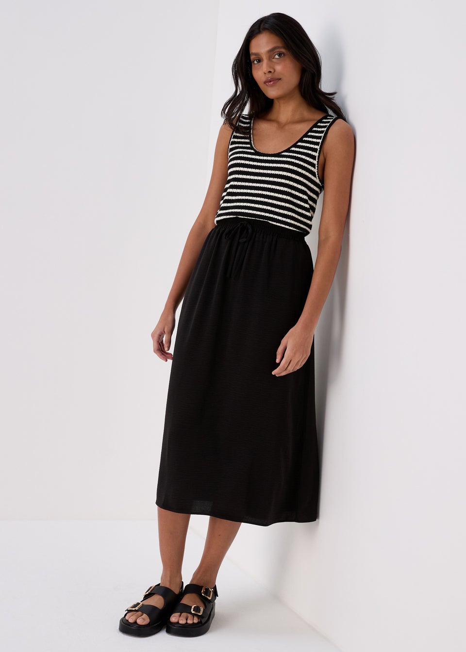 Black Elasticated Midi Skirt