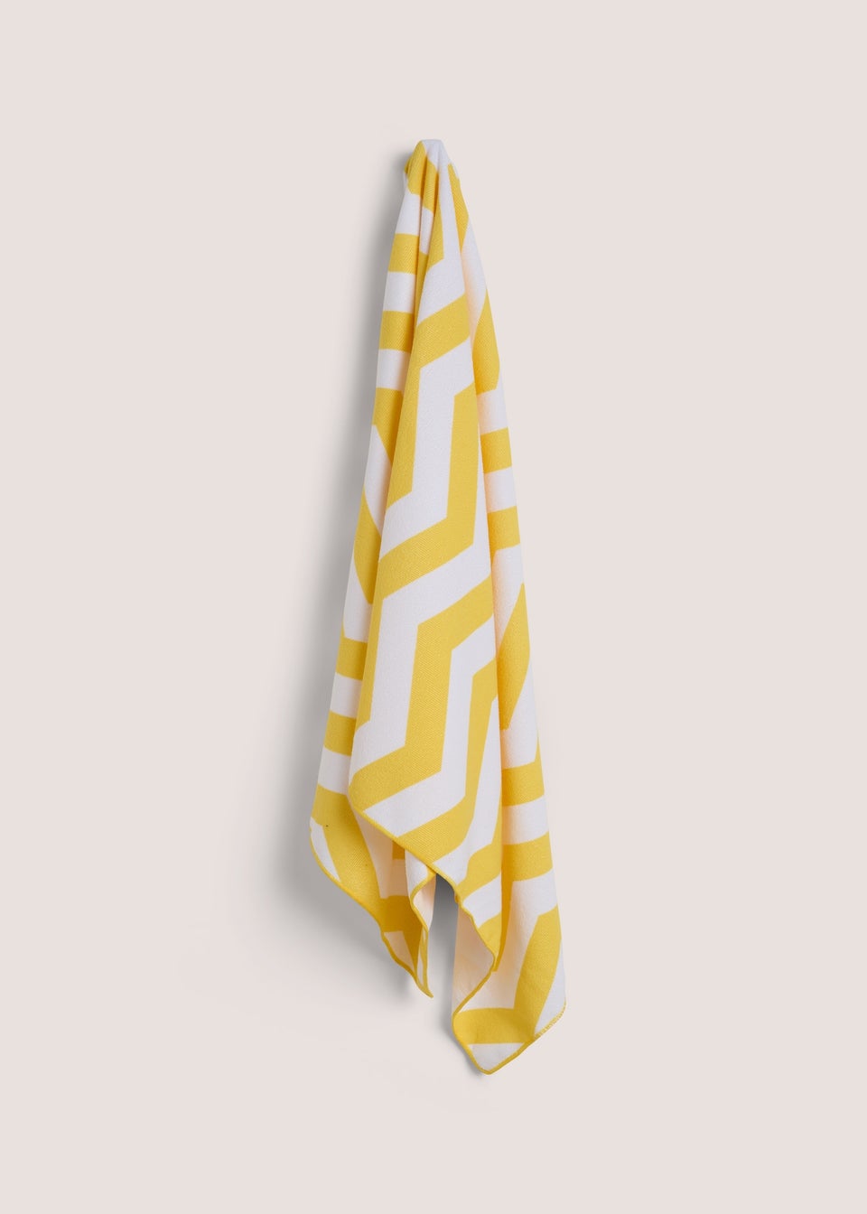 Yellow Geo Print Microfibre Beach Towel (70cm x 140cm)