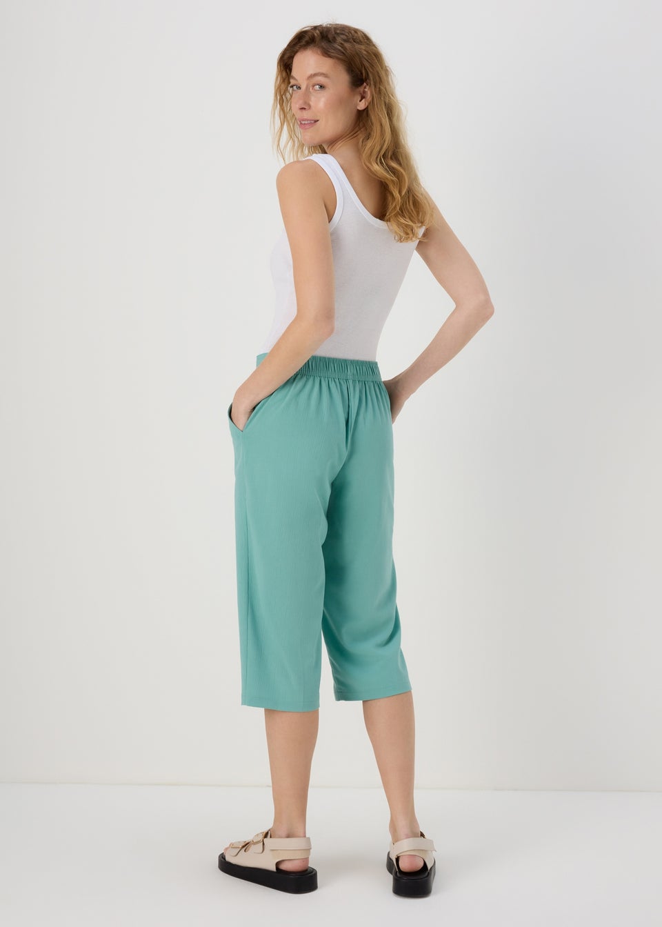 Sage Cropped Trousers