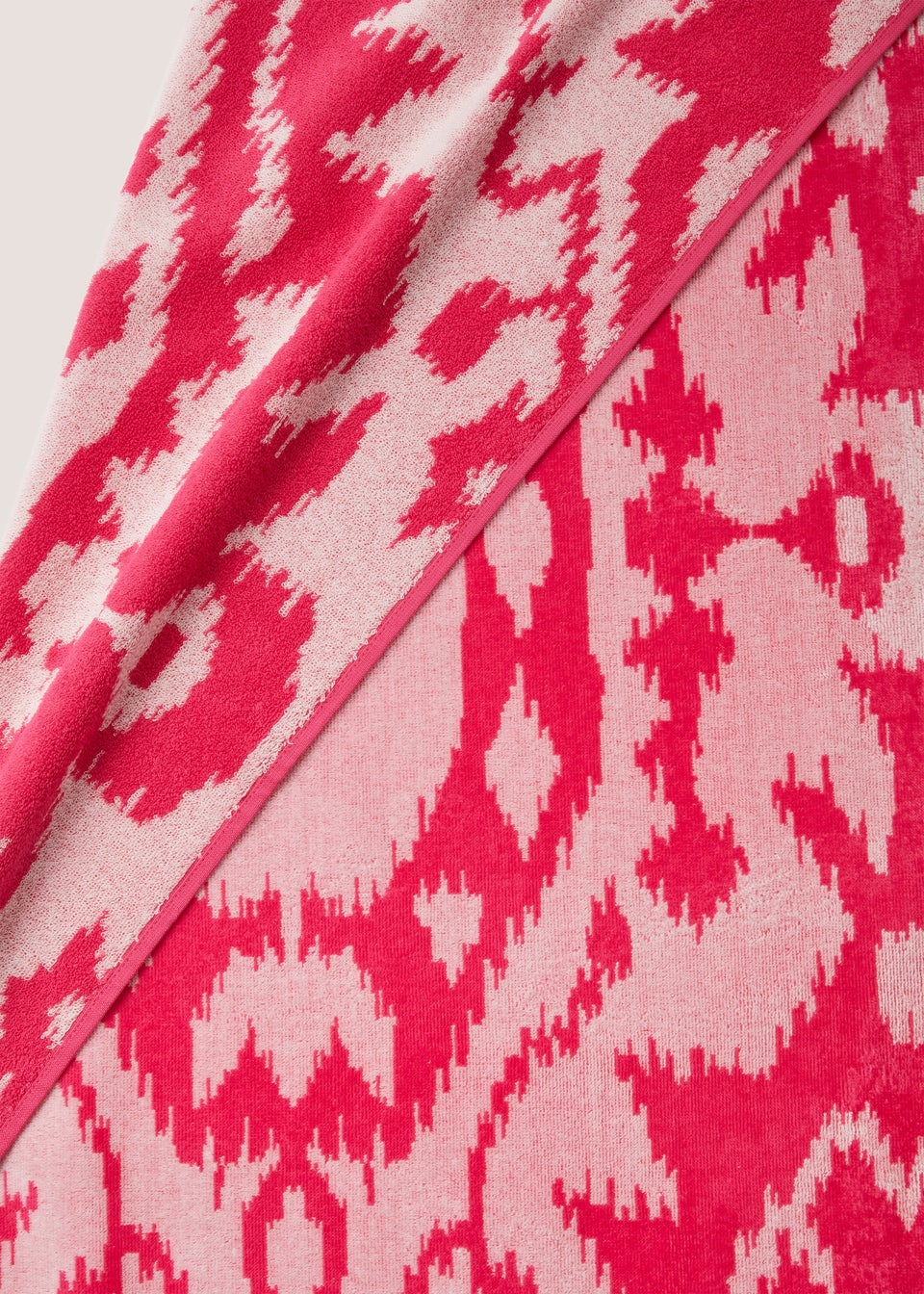 Pink Ikat Jacquard Beach Towel (80cm x 160cm)
