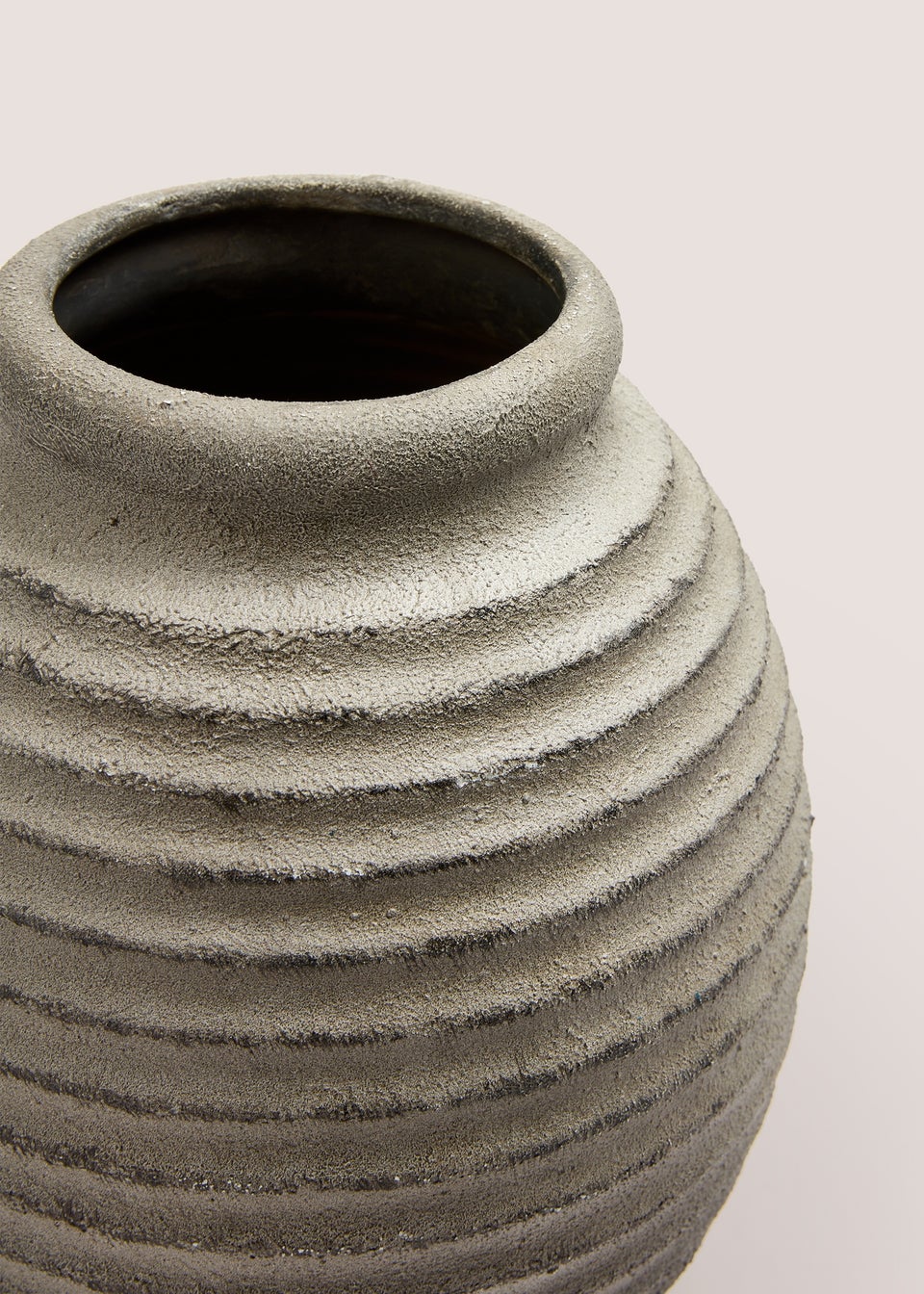 Grey Stoneware Ribbed Vase (27.5cm x 20cm x 20cm)