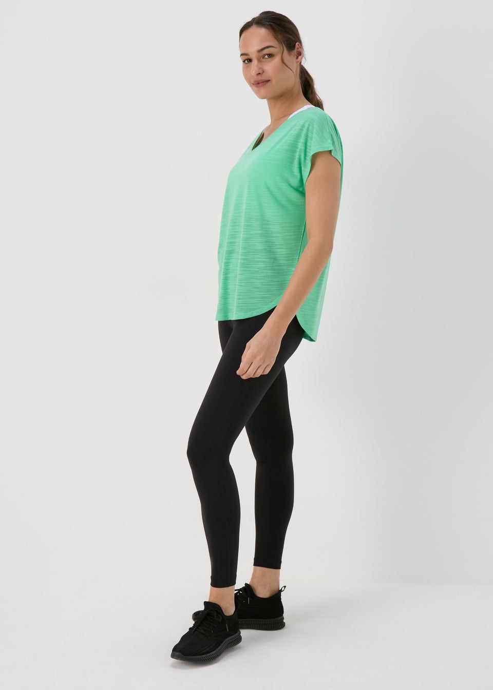 Souluxe Green V Neck T-Shirt