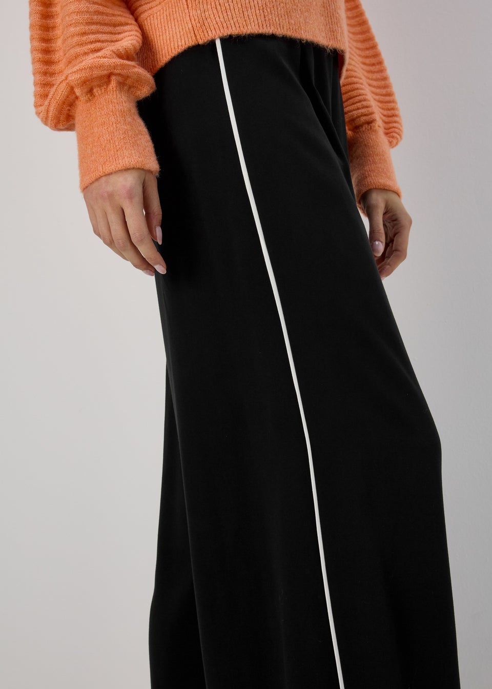High Waisted Side Stripe Skinny Trousers | boohoo NZ