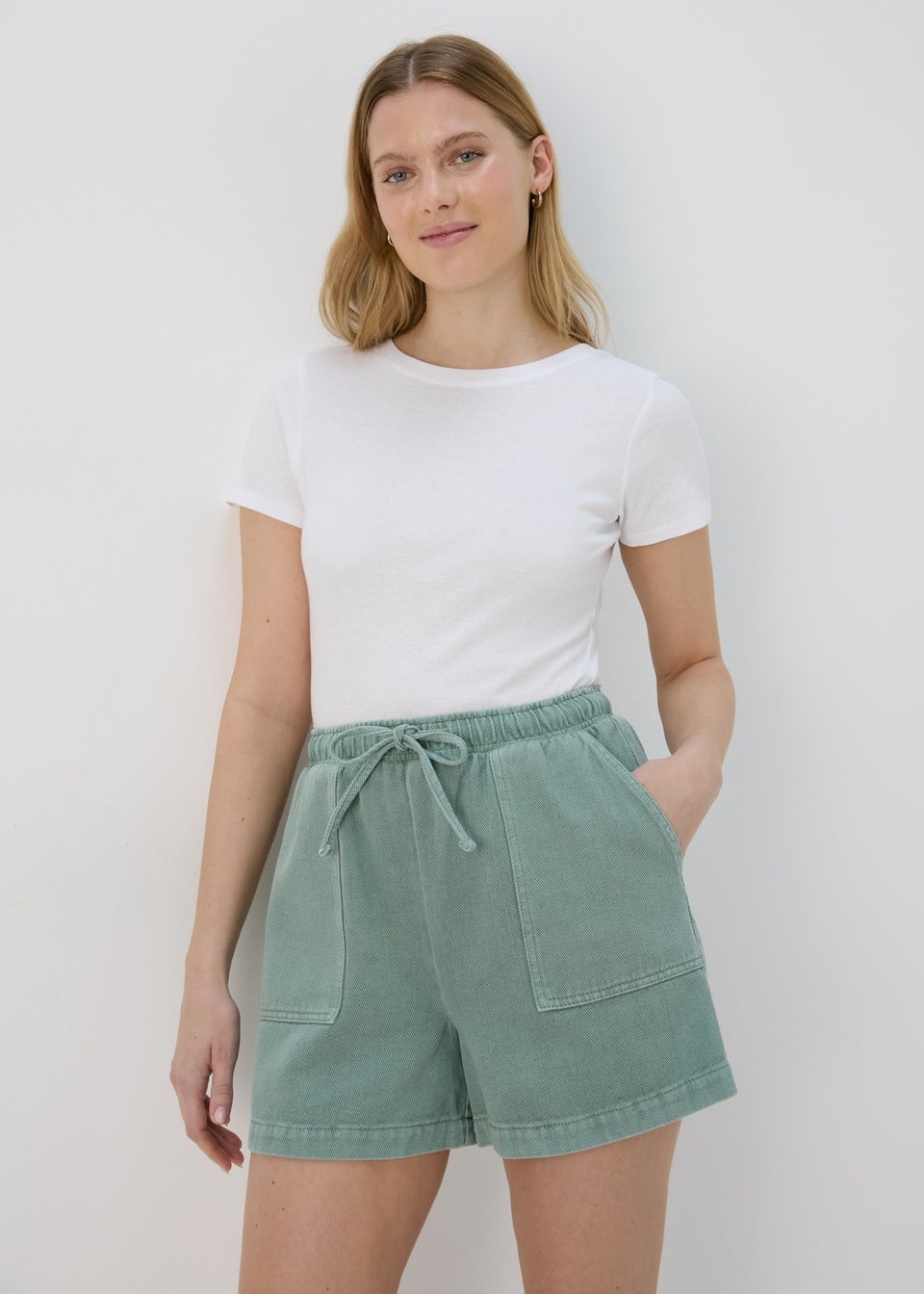 Khaki tie waist shorts online