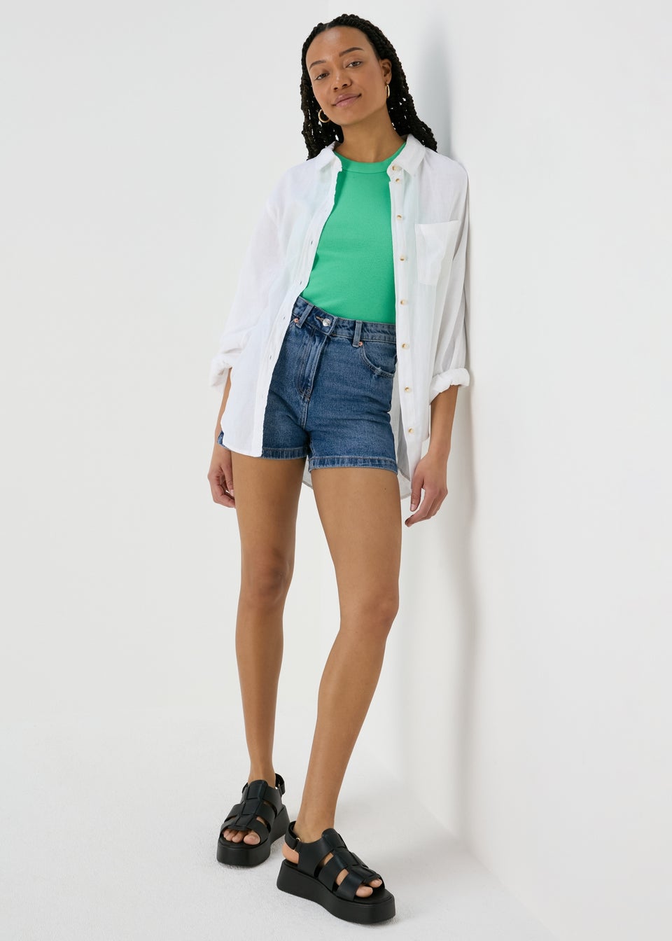 Mid Wash Mom Shorts