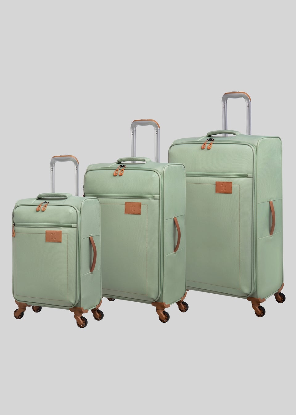 IT Luggage Soft Sage Suitcase