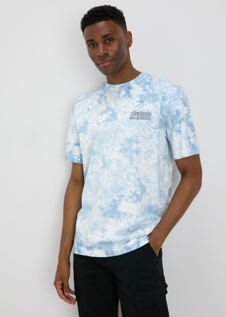 Light blue tie dye crewneck top