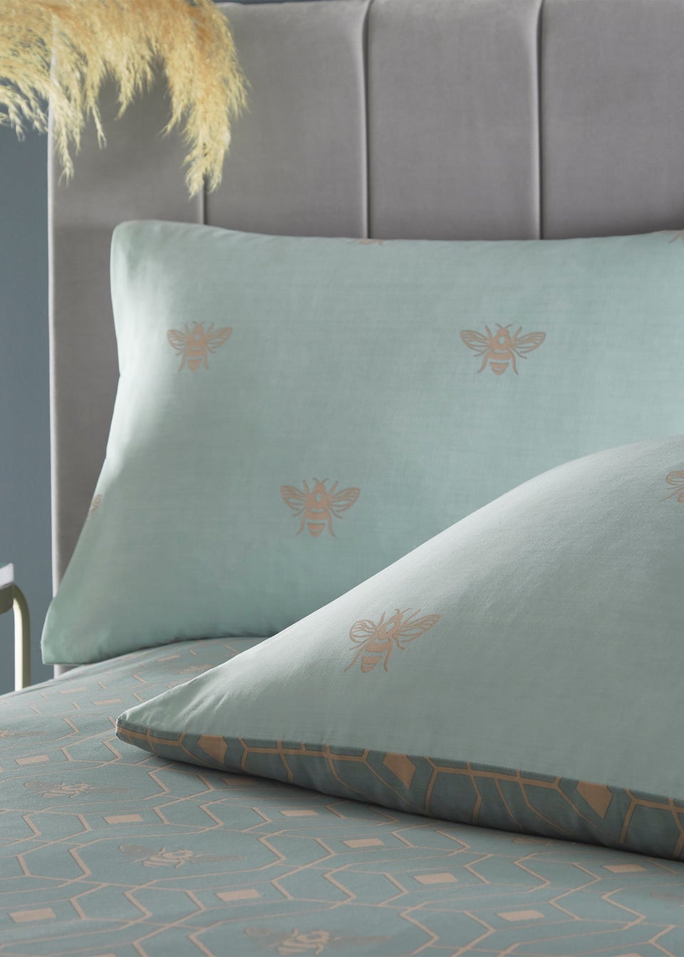 furn. Bee Deco Geometric Duvet Cover Set Green