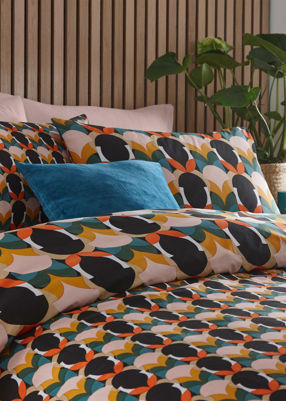 furn. Raeya Art Deco Geometric Duvet Cover Set Multi