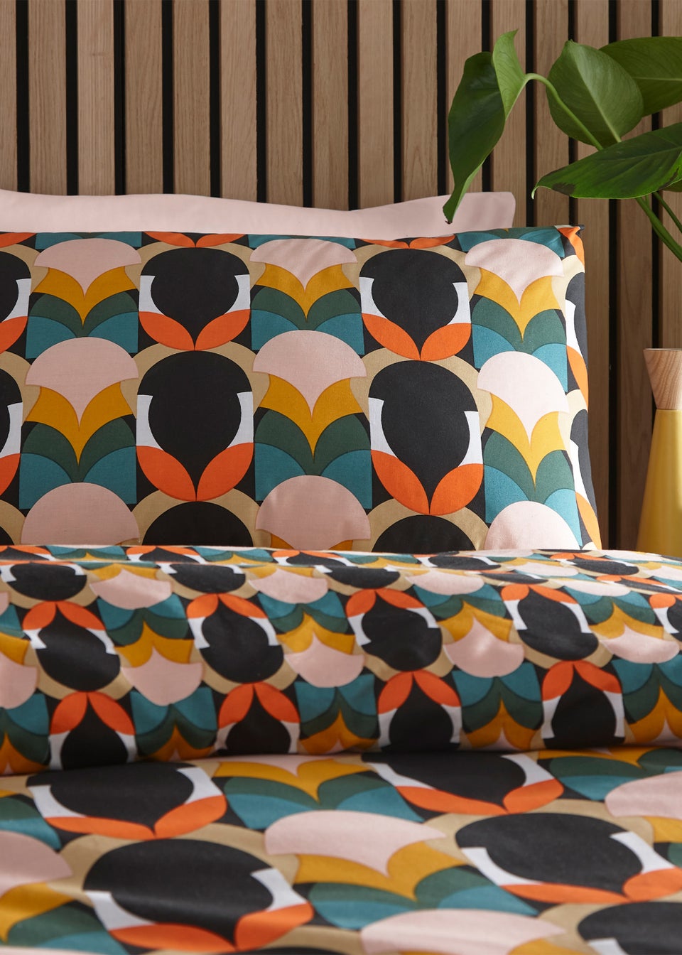 furn. Raeya Art Deco Geometric Duvet Cover Set Multi