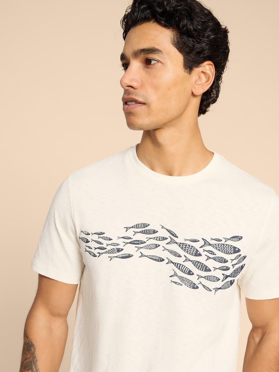 T-Shirt mit Fischmotiv