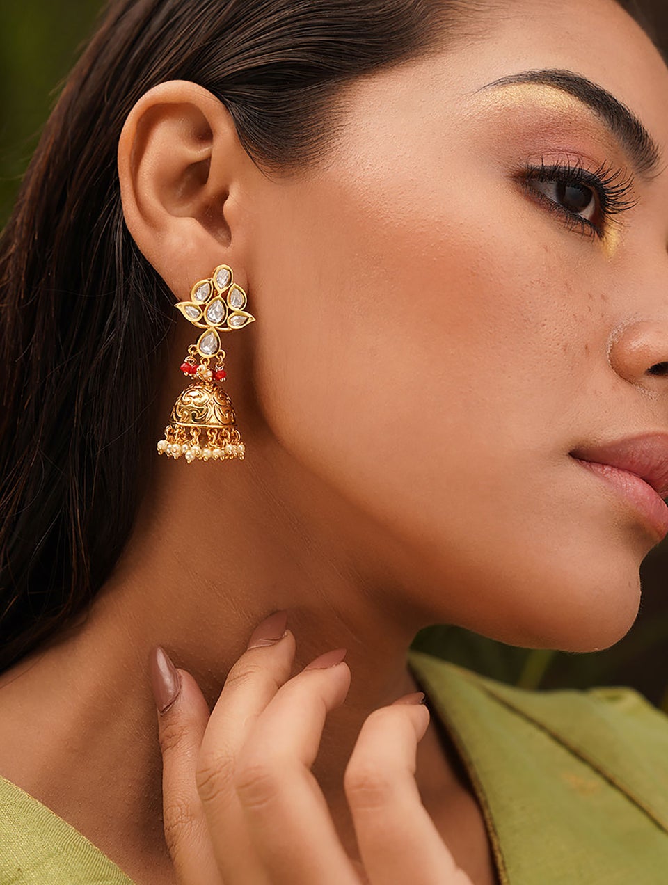 Women Gold Tone Kundan Earring