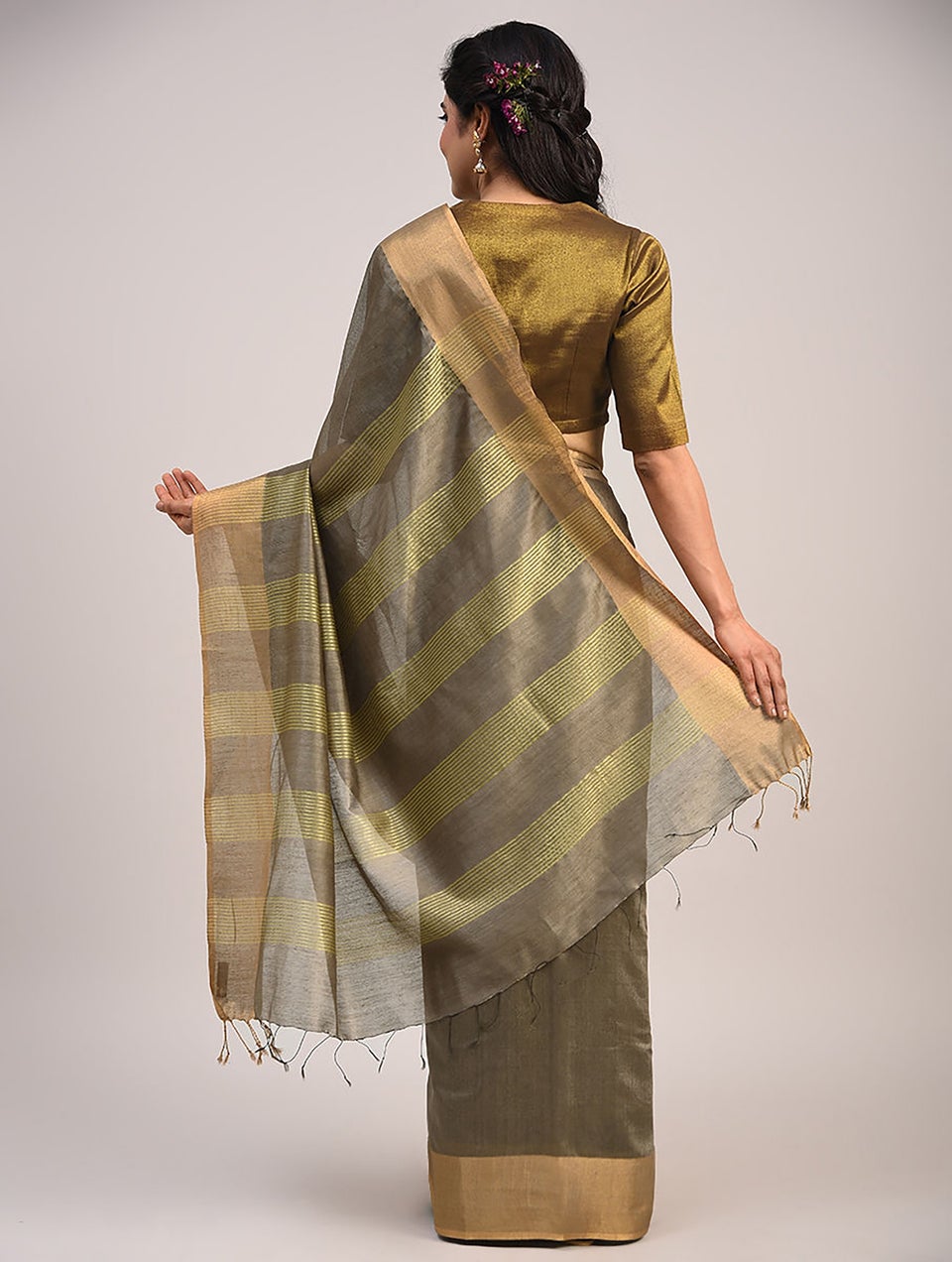 Women Grey Silk Viscose Saree