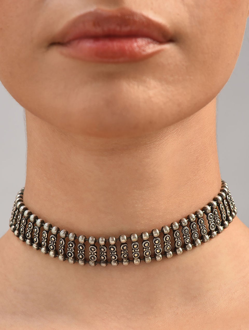 Women Silver Tone Choker Necklace