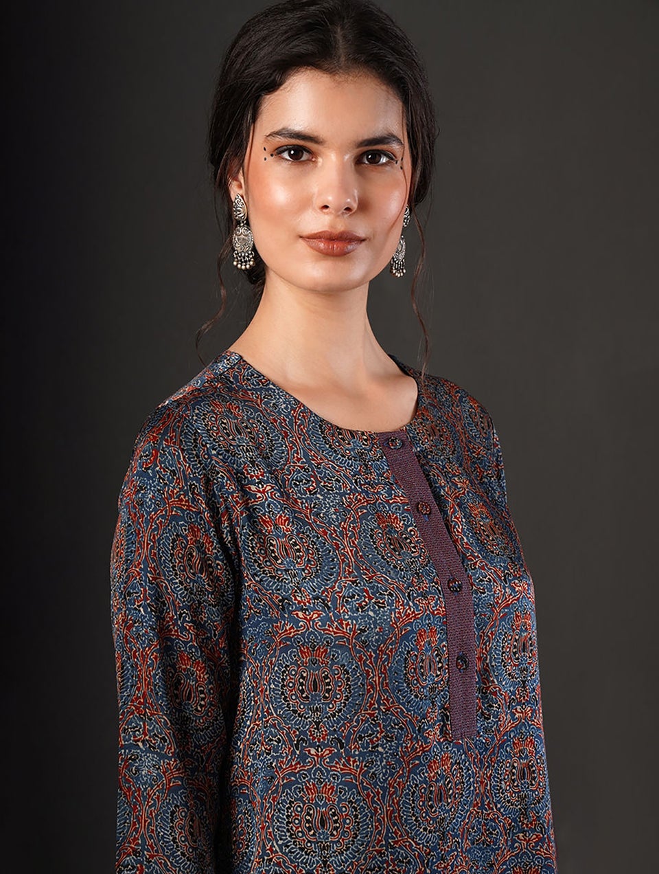 Women Indigo Blue Modal Ajrakh Round Neck Regular Fit Kurta