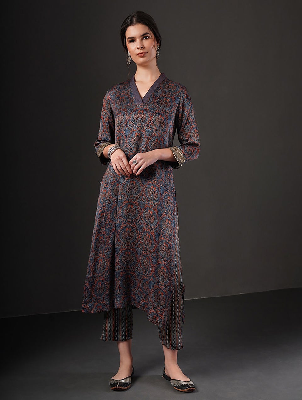 Women Indigo Blue Modal Ajrakh V Neck Regular Fit Kurta