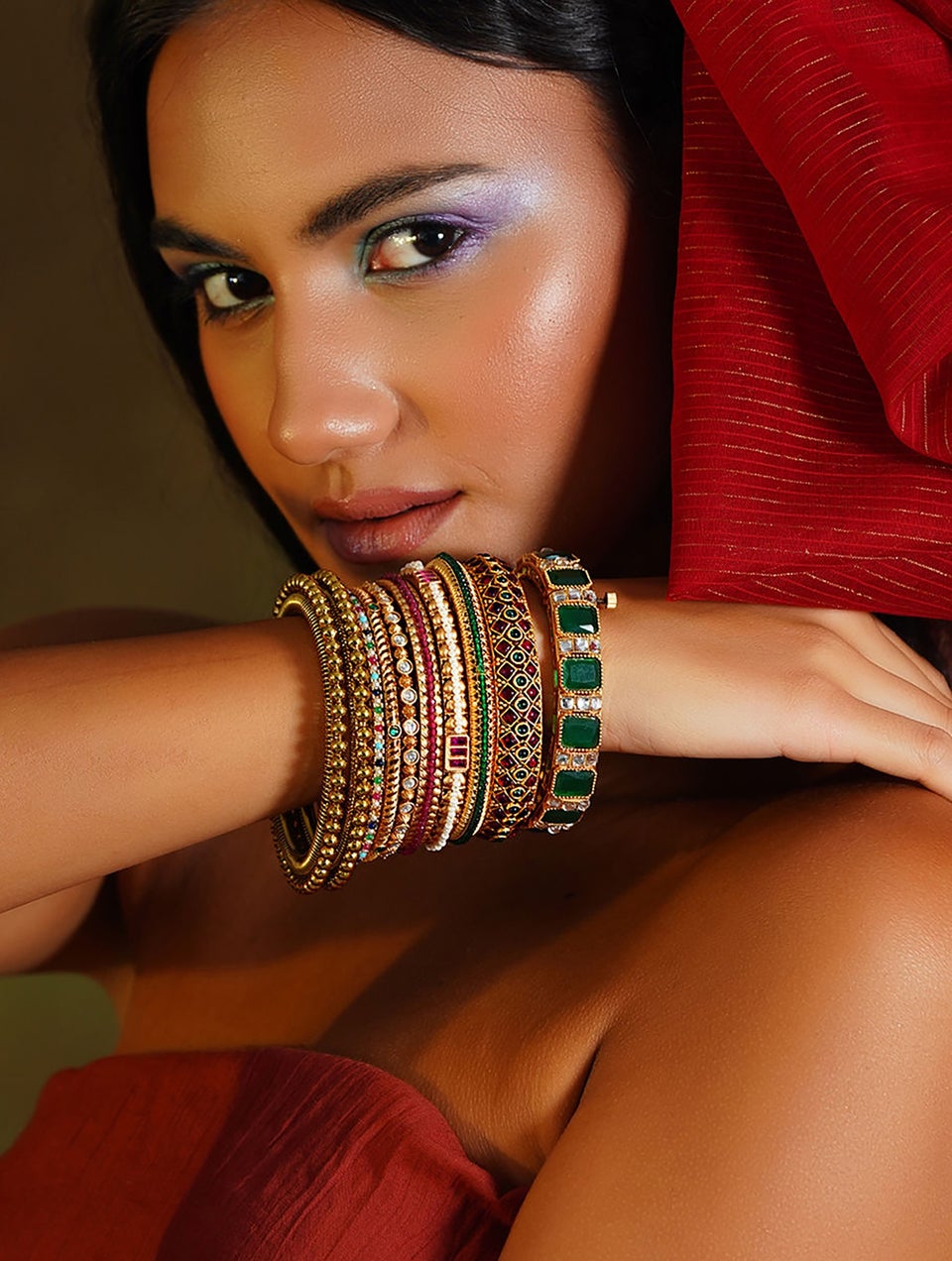 Women Red Green Gold Tone Bangle