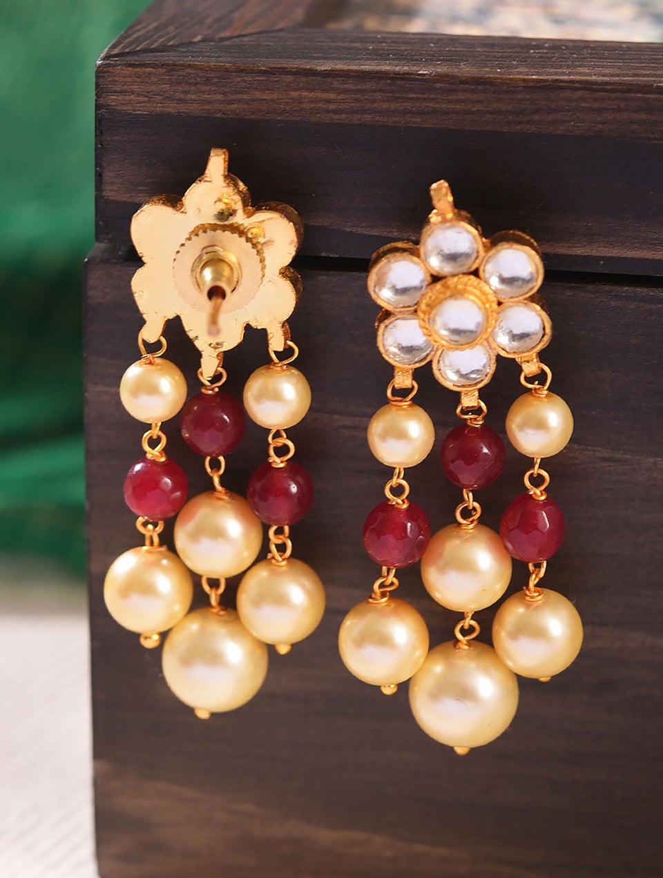 Women Red Gold Tone Kundan Earrings