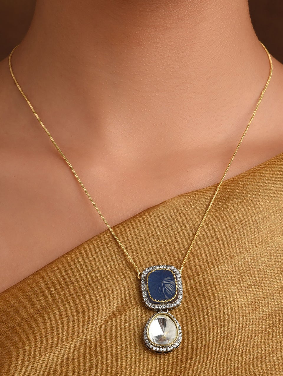 Women Blue Dual Tone Kundan Necklace