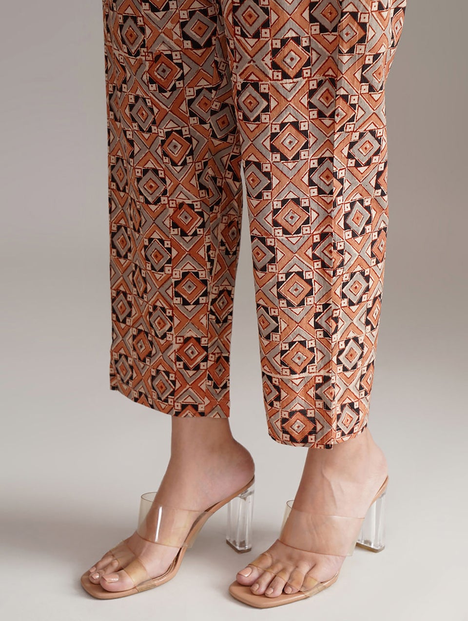 Women Multicolour Cotton Printed Ankle Length Regular Fit Pant