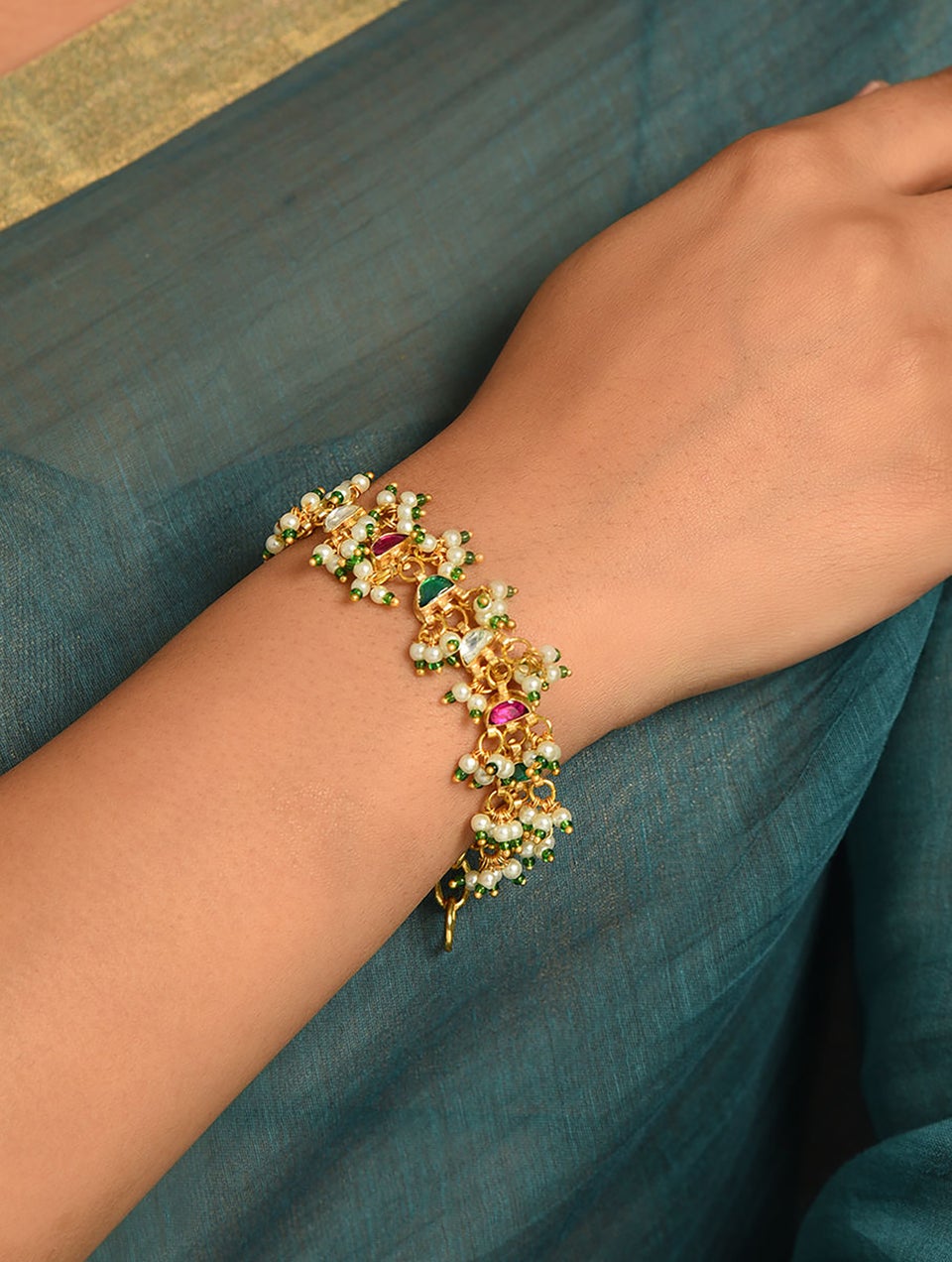 Golden Copper Kundan Polki Bracelets at Rs 1000/piece in Jaipur | ID:  2852728601012
