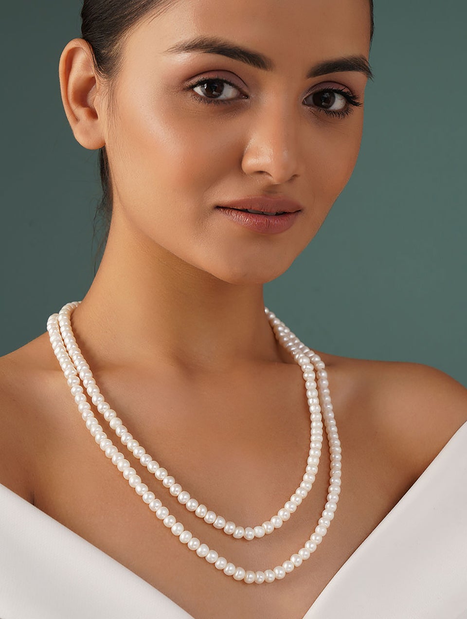 Women Double Layered Freshwater Pearl Necklace